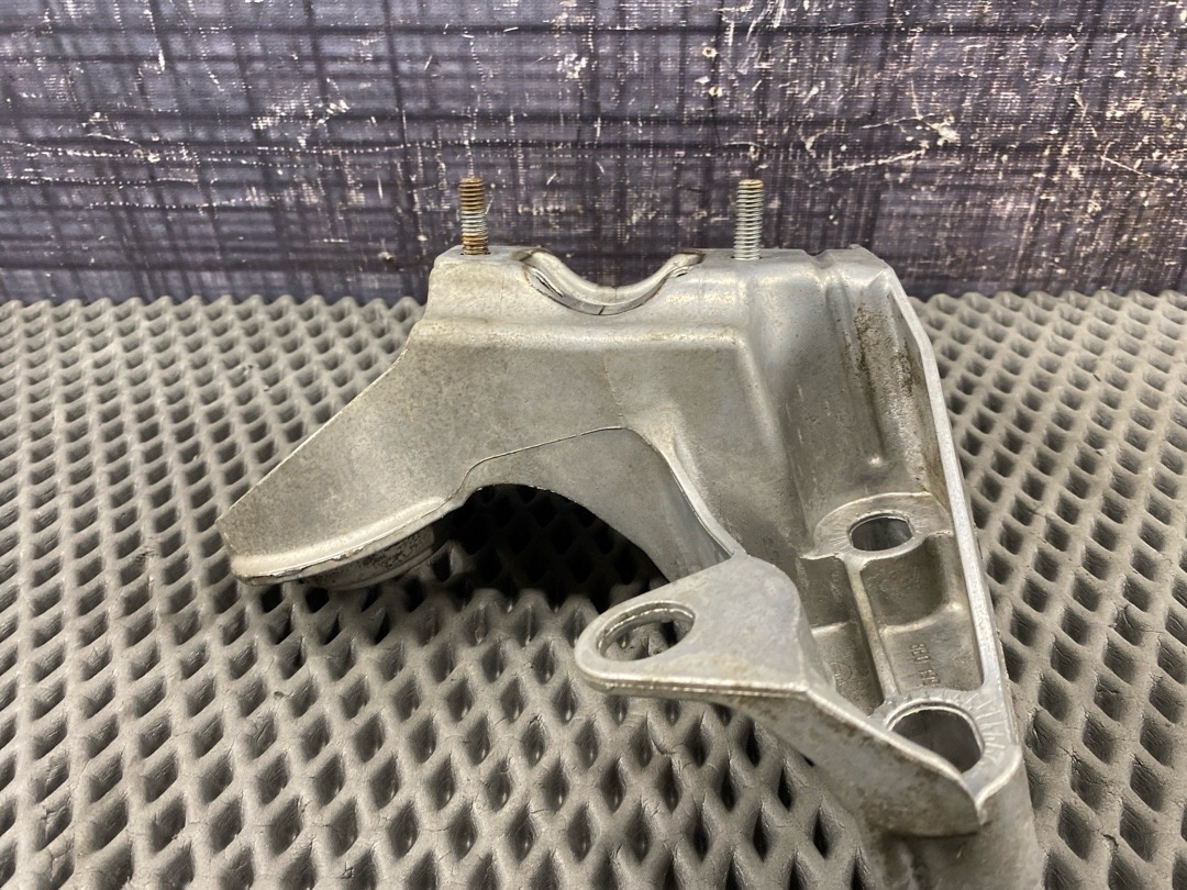 Кронштейн двигателя, 1210 рублей, Красноярск