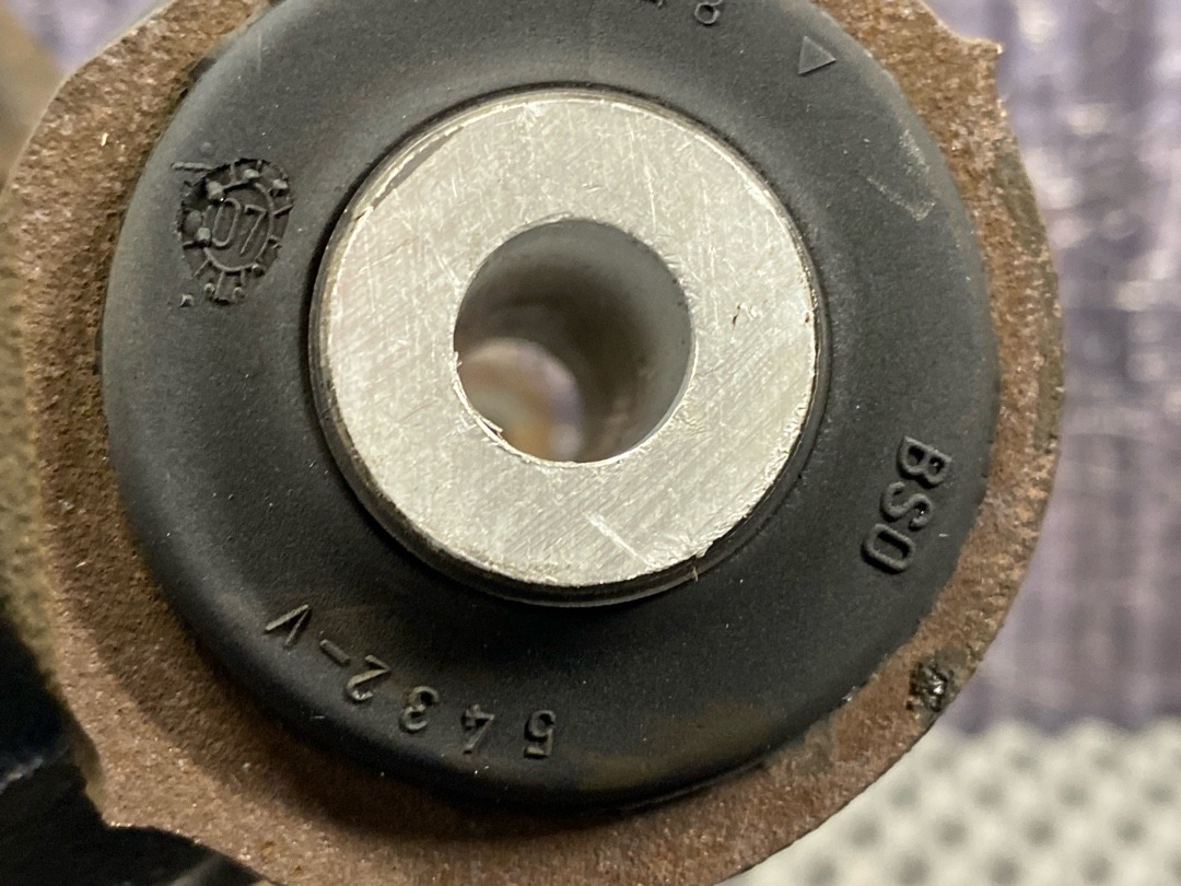 Поворотный кулак, 4080 рублей, Красноярск