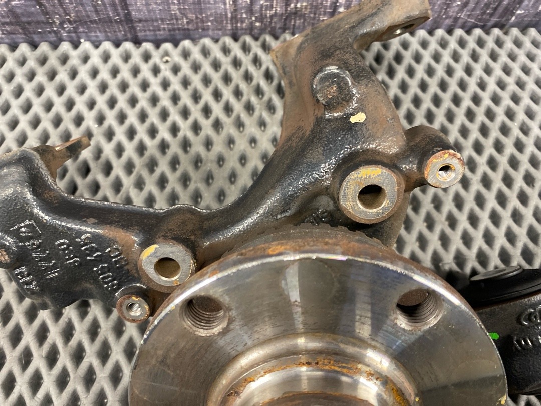 Поворотный кулак, 4080 рублей, Красноярск