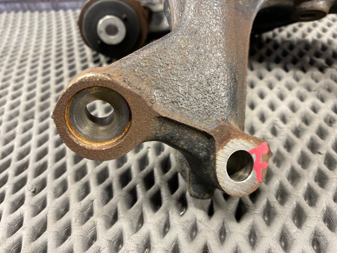 Поворотный кулак, 4080 рублей, Красноярск