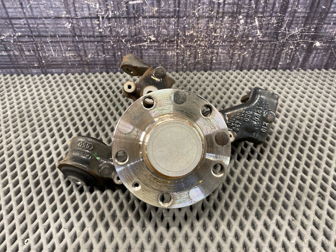 Поворотный кулак, 4080 рублей, Красноярск