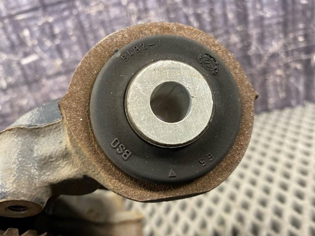 Поворотный кулак, 4080 рублей, Красноярск