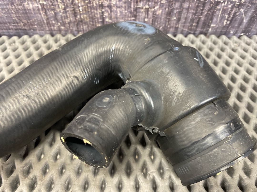 Патрубок интеркуллера, 2210 рублей, Красноярск