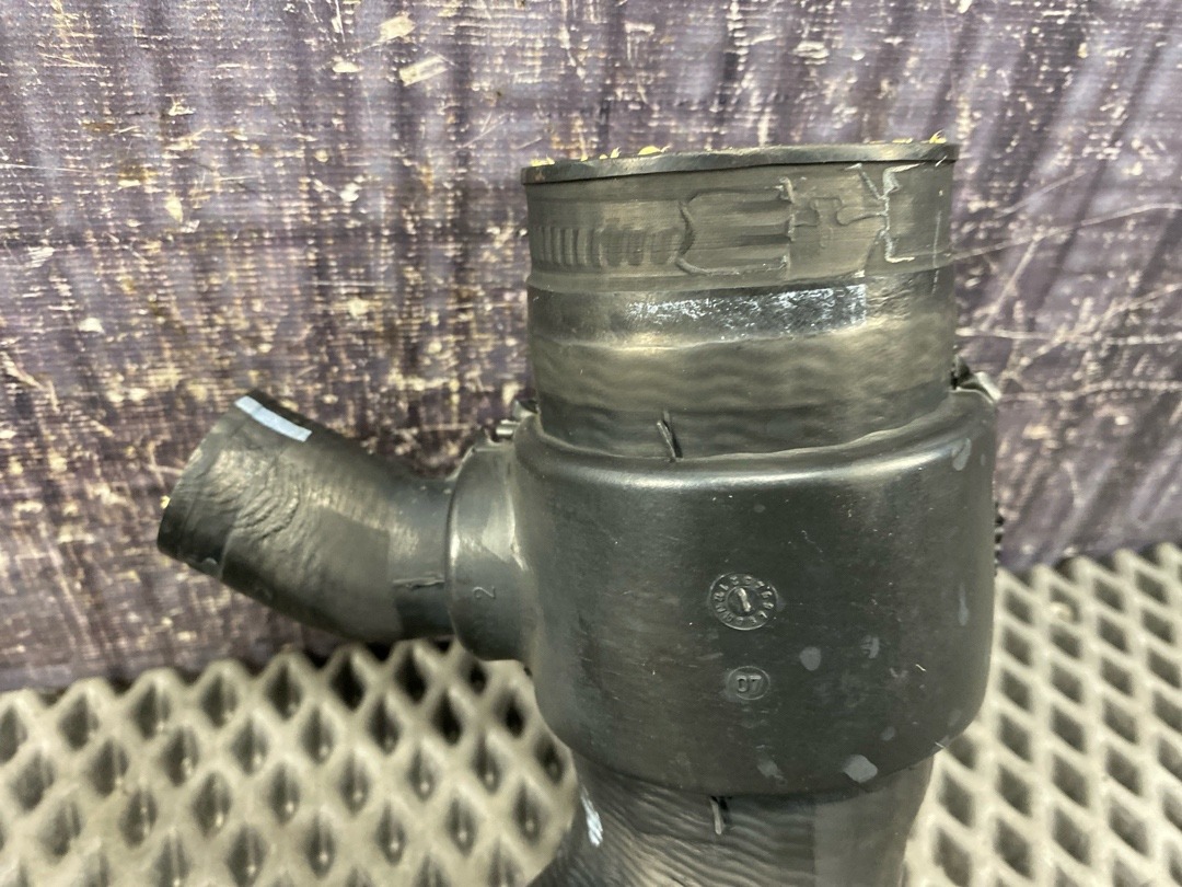 Патрубок интеркуллера, 2210 рублей, Красноярск