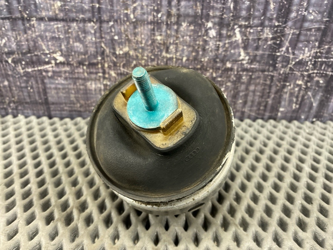 Подушка двигателя, 4240 рублей, Красноярск