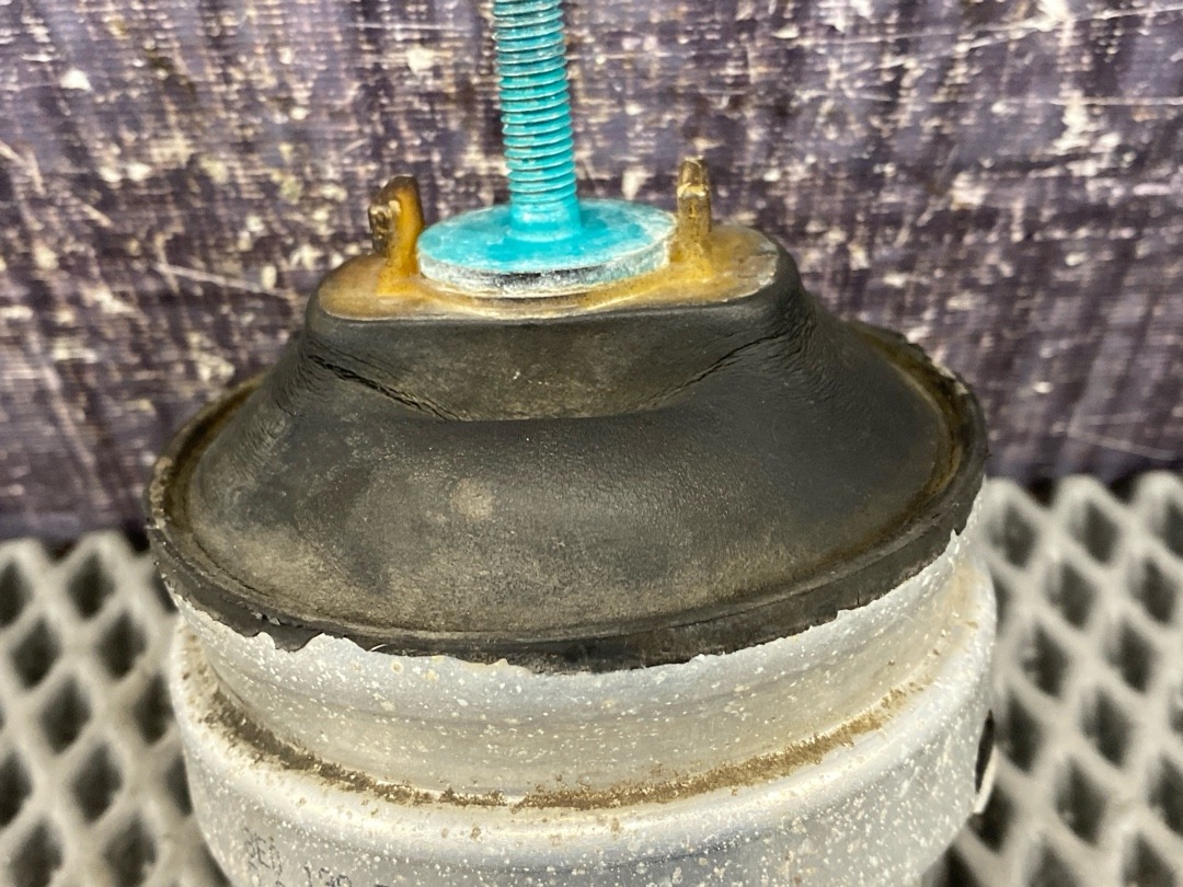 Подушка двигателя, 4240 рублей, Красноярск