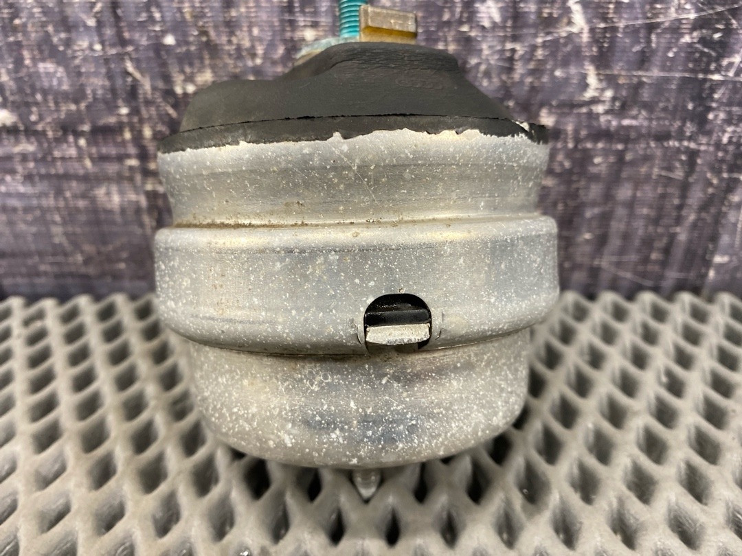 Подушка двигателя, 4240 рублей, Красноярск