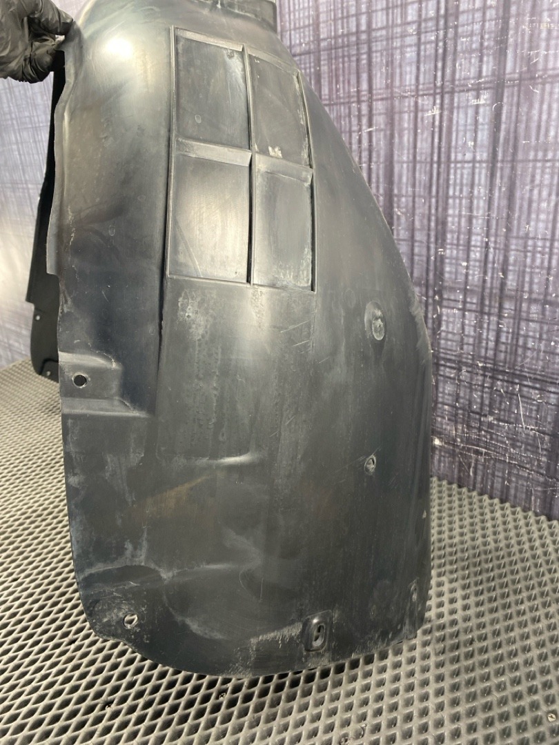 Подкрылок, 3770 рублей, Красноярск