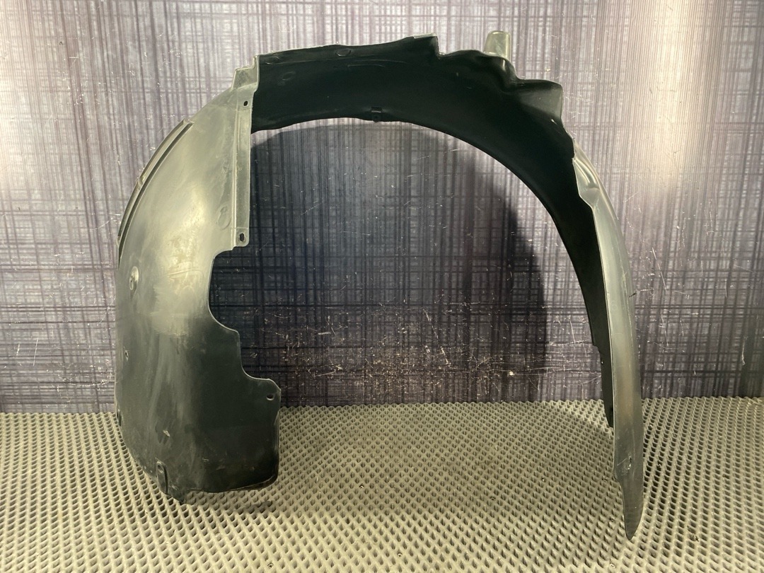 Подкрылок, 3770 рублей, Красноярск