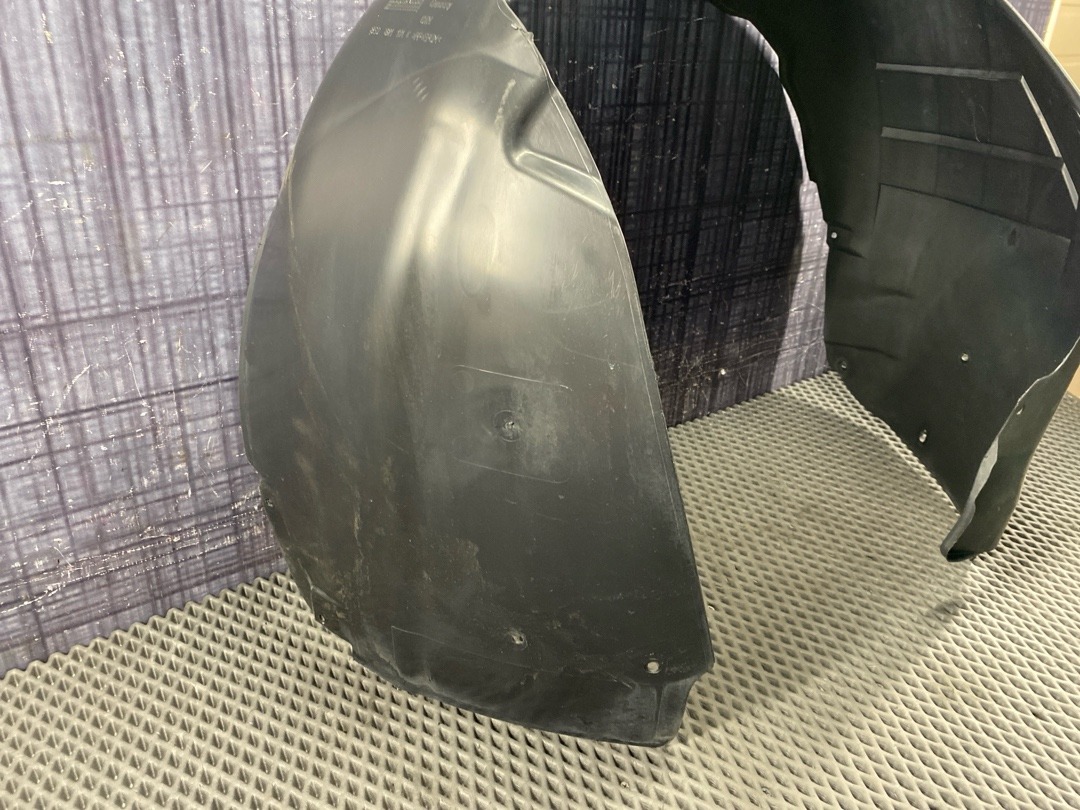 Подкрылок, 3770 рублей, Красноярск