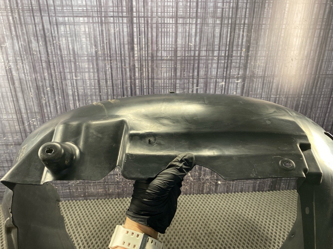 Подкрылок, 3770 рублей, Красноярск