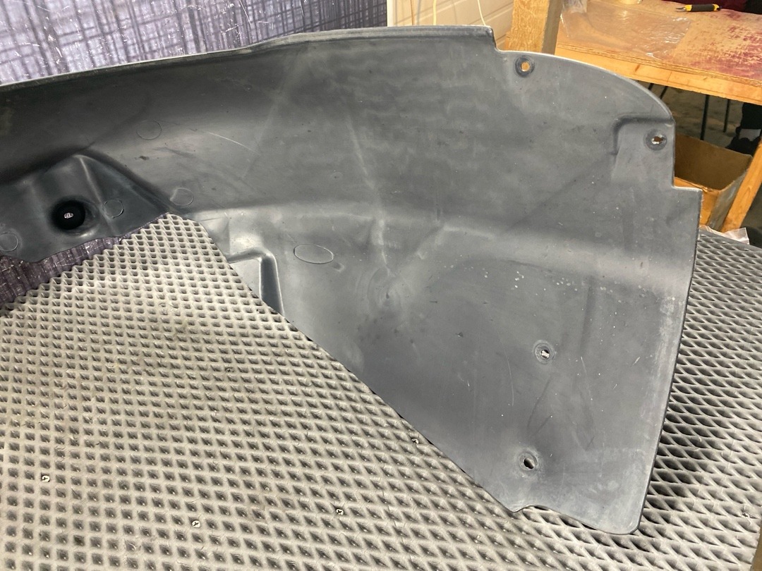 Подкрылок, 3770 рублей, Красноярск