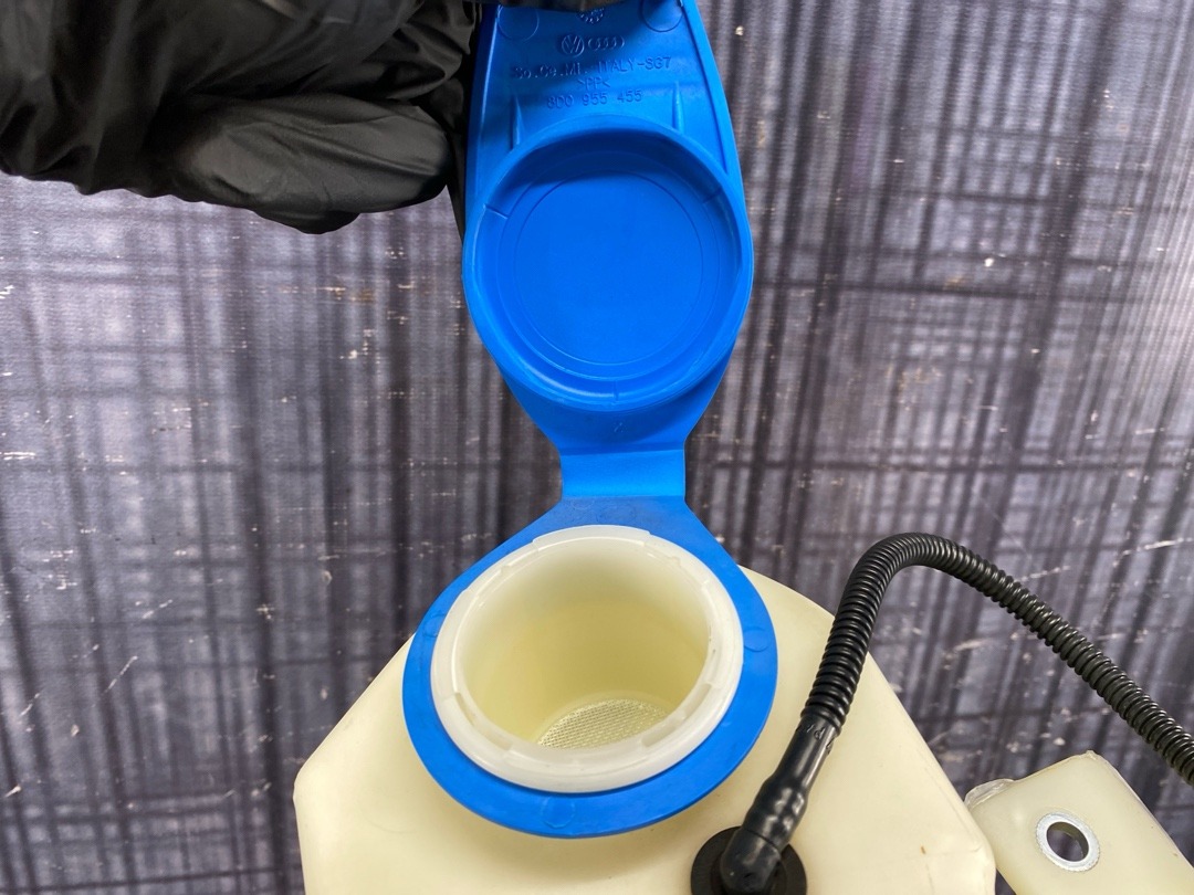 Бачок омывателя, 2960 рублей, Красноярск