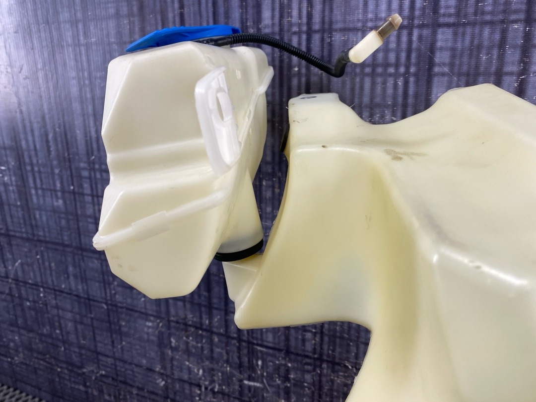 Бачок омывателя, 2960 рублей, Красноярск