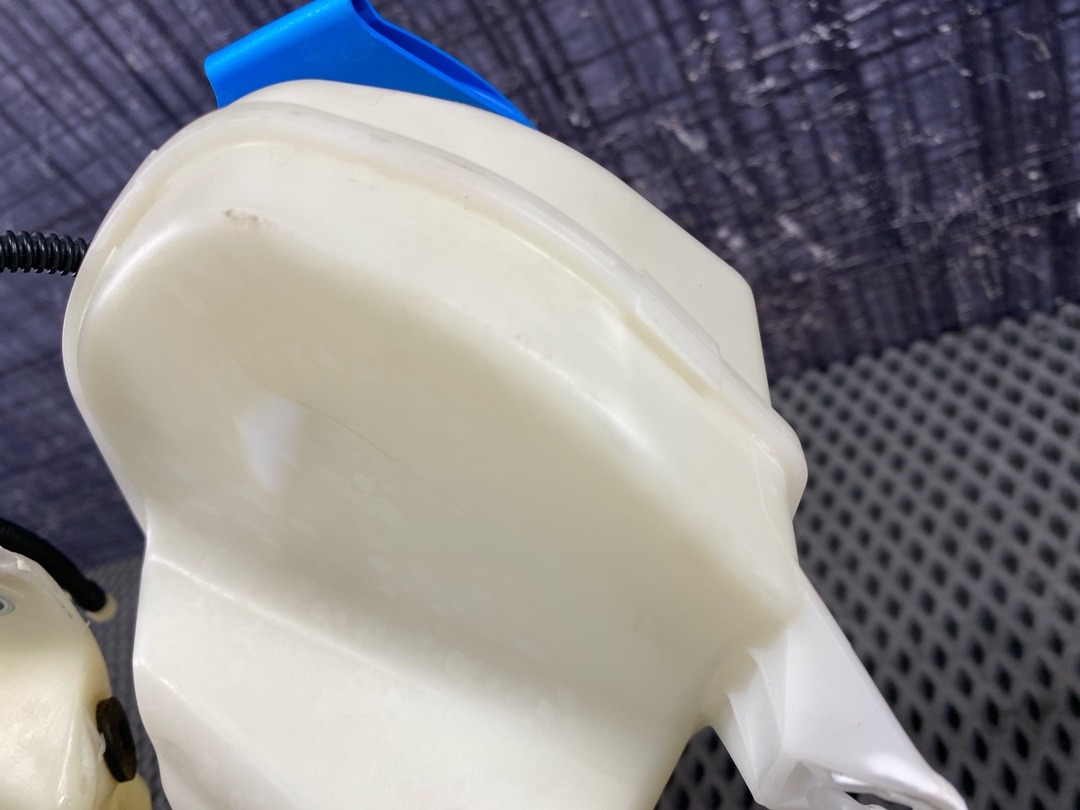 Бачок омывателя, 2960 рублей, Красноярск