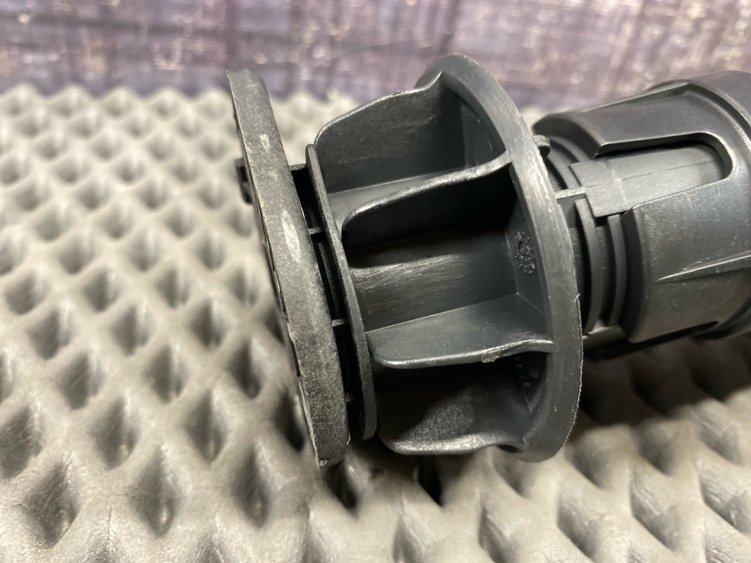 Крепление запасного колеса, 1030 рублей, Красноярск