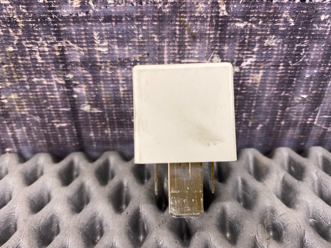 Реле, 640 рублей, Красноярск