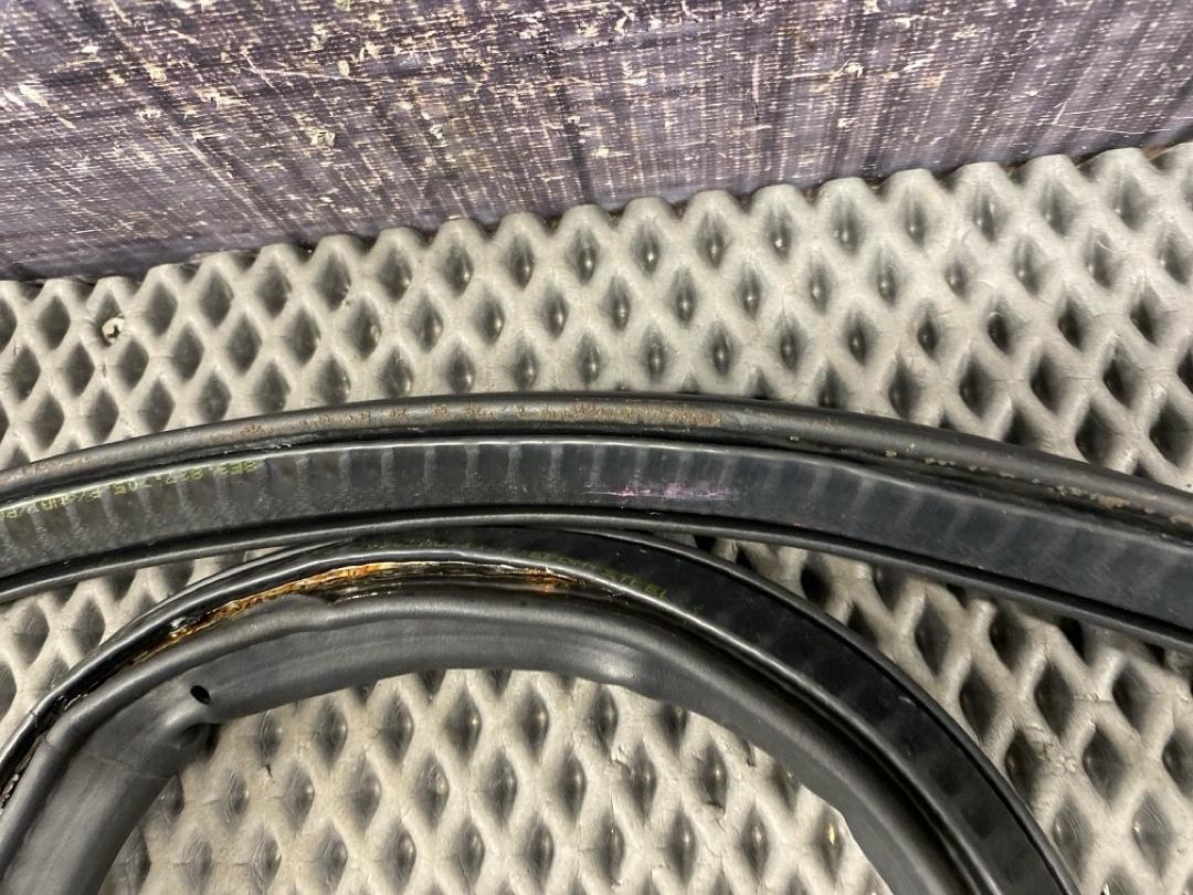 Уплотнитель крышки багажника, 1980 рублей, Красноярск