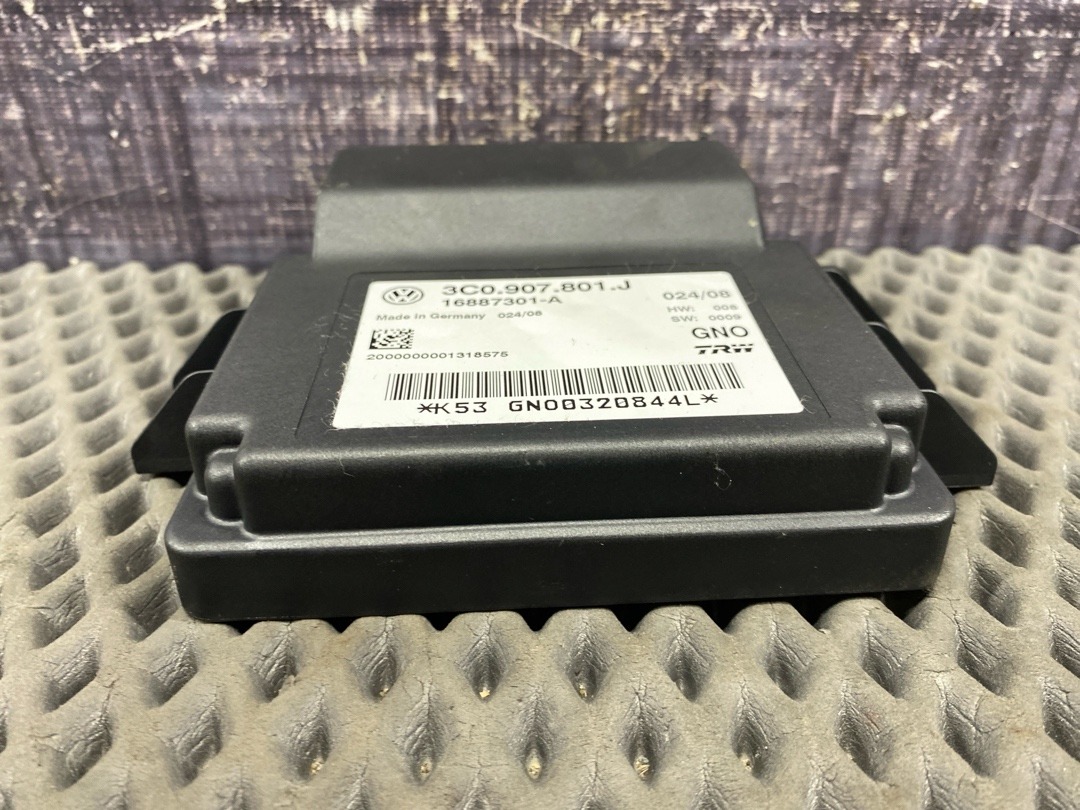 Блок управления парковочным тормозом, 4020 рублей, Красноярск