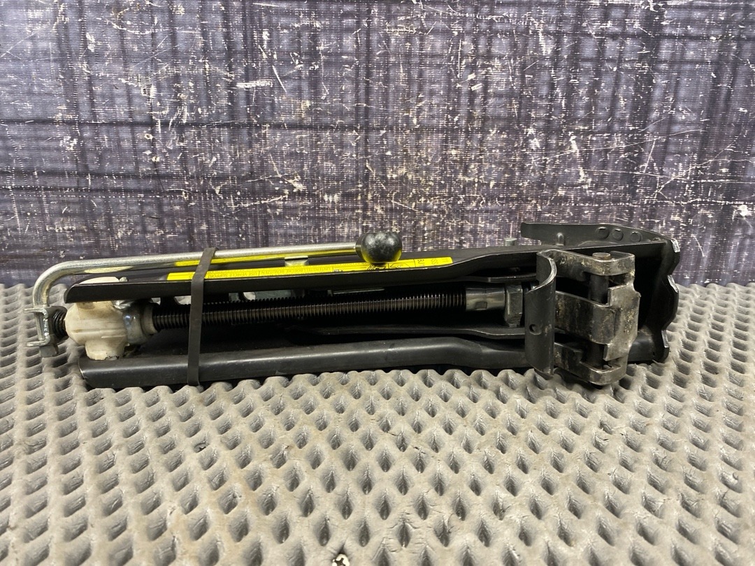 Домкрат, 3670 рублей, Красноярск