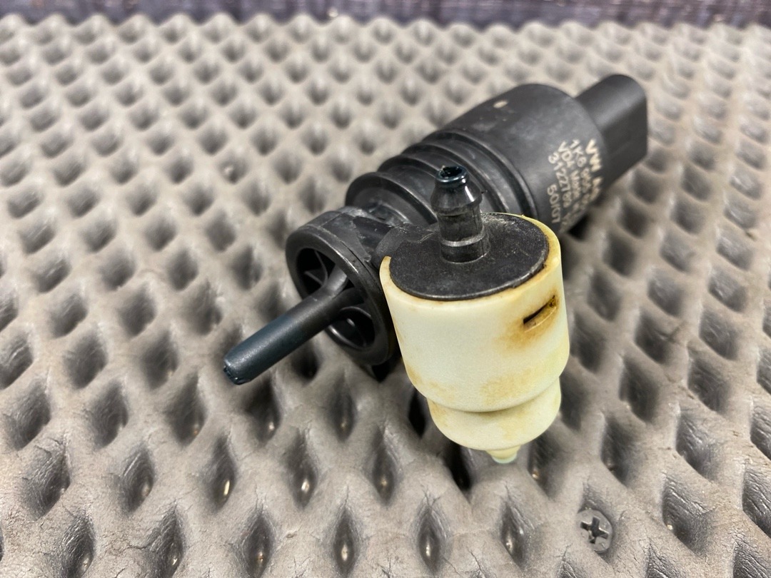 Мотор бачка стеклоомывателя, 980 рублей, Красноярск