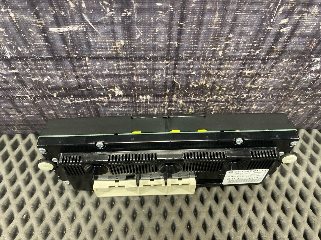 Блок управления климат-контролем, 2880 рублей, Красноярск