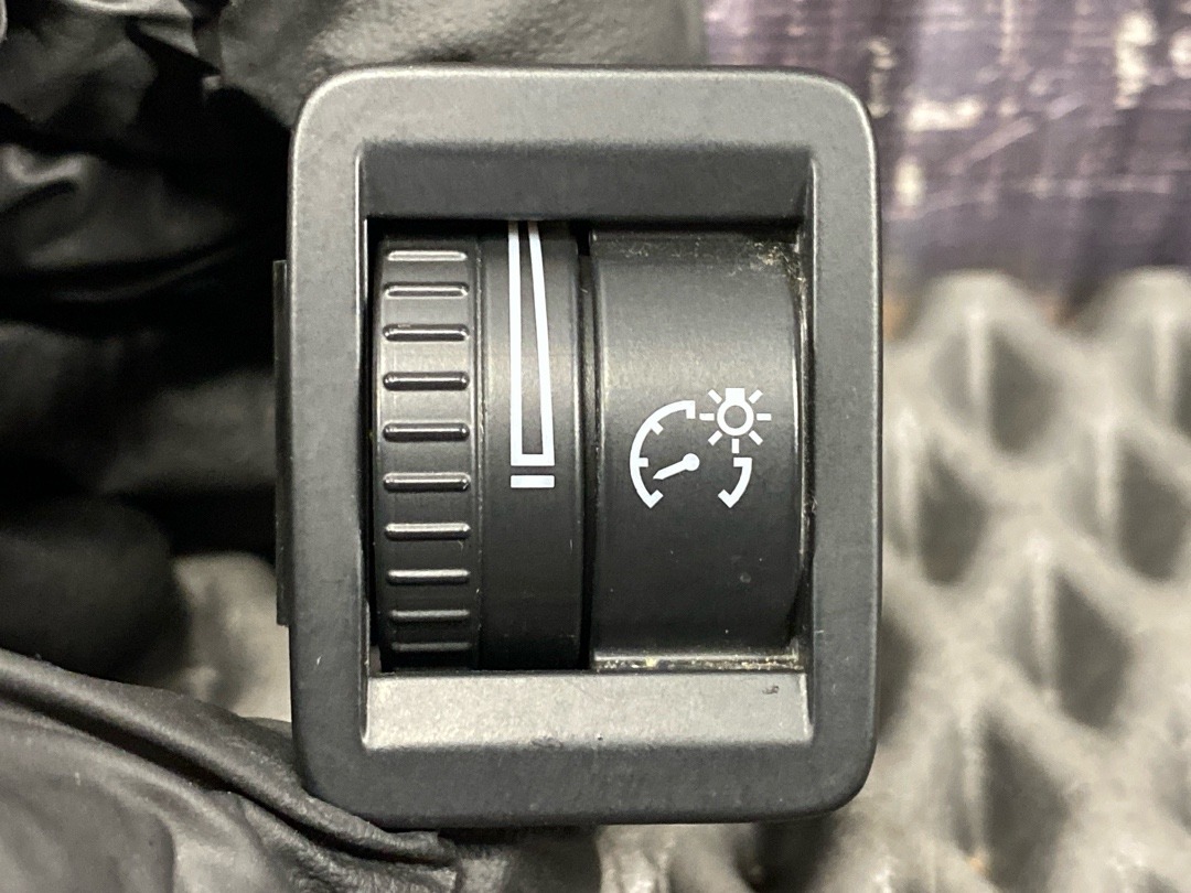 Кнопка яркости подсветки, 520 рублей, Красноярск