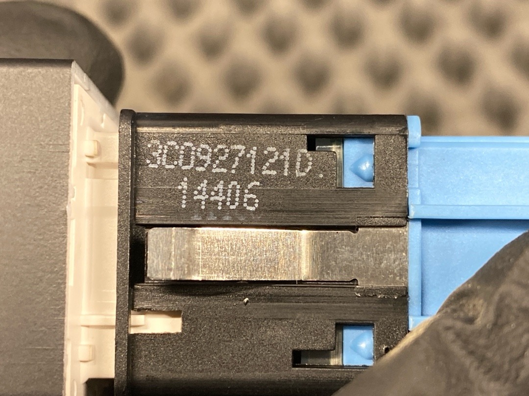 Кнопка салона, 620 рублей, Красноярск