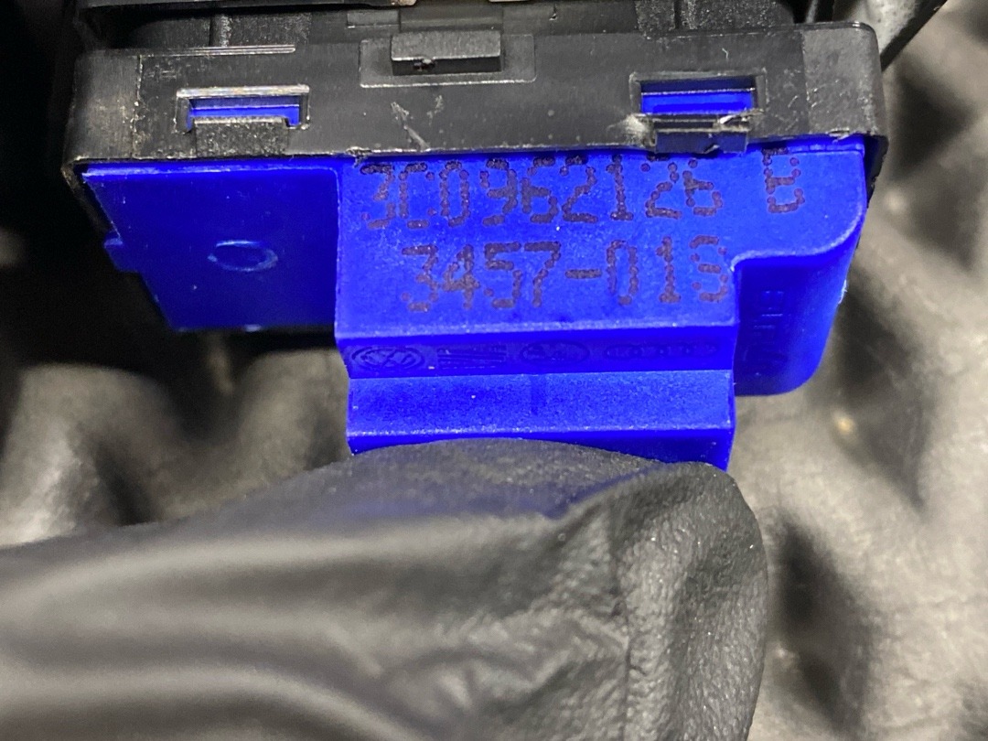 Кнопка центрального замка, 540 рублей, Красноярск