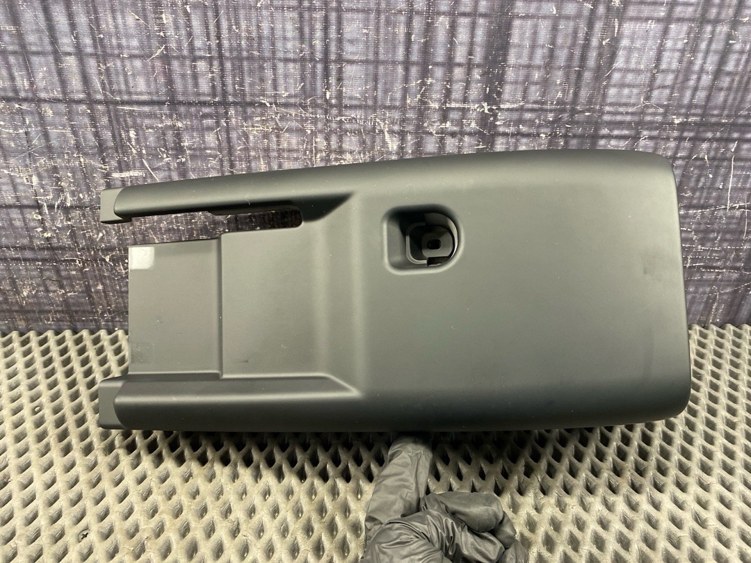 Кожух рулевой колонки, 1420 рублей, Красноярск