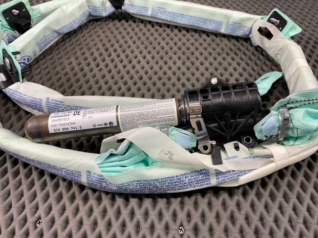 Подушка безопасности, 1080 рублей, Красноярск