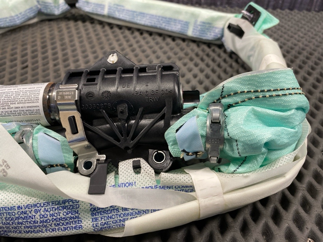 Подушка безопасности, 1080 рублей, Красноярск