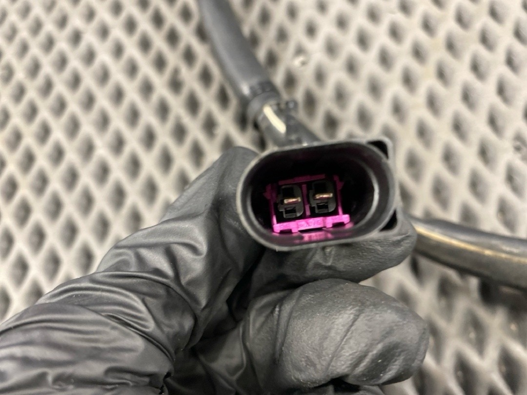 Клемма с проводом, 1250 рублей, Красноярск