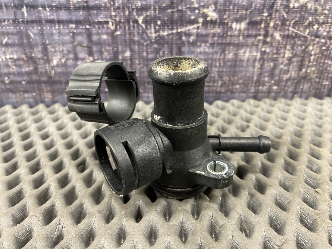 Фланец системы охлаждения, 1360 рублей, Красноярск