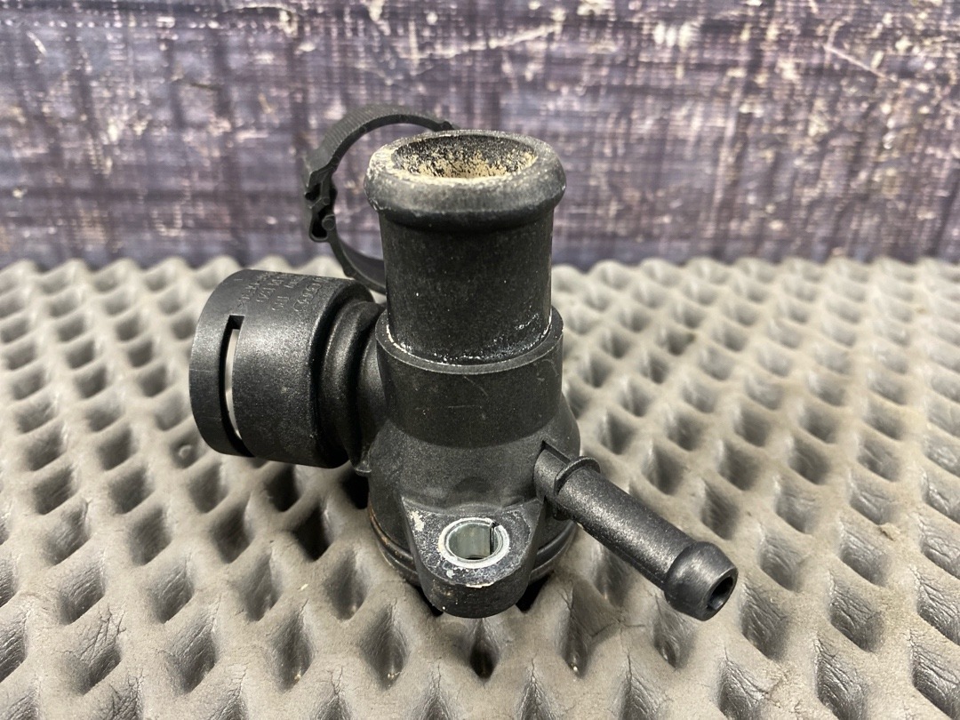 Фланец системы охлаждения, 1360 рублей, Красноярск