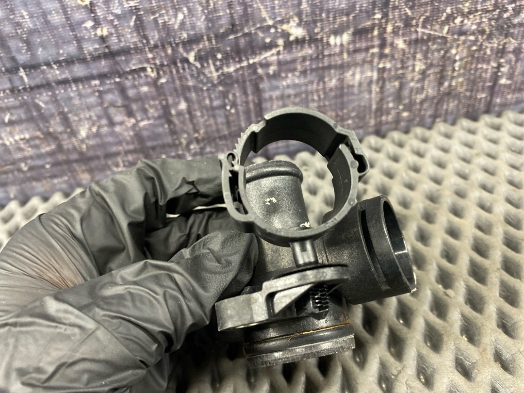 Фланец системы охлаждения, 1360 рублей, Красноярск