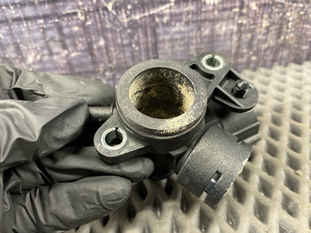 Фланец системы охлаждения, 1360 рублей, Красноярск