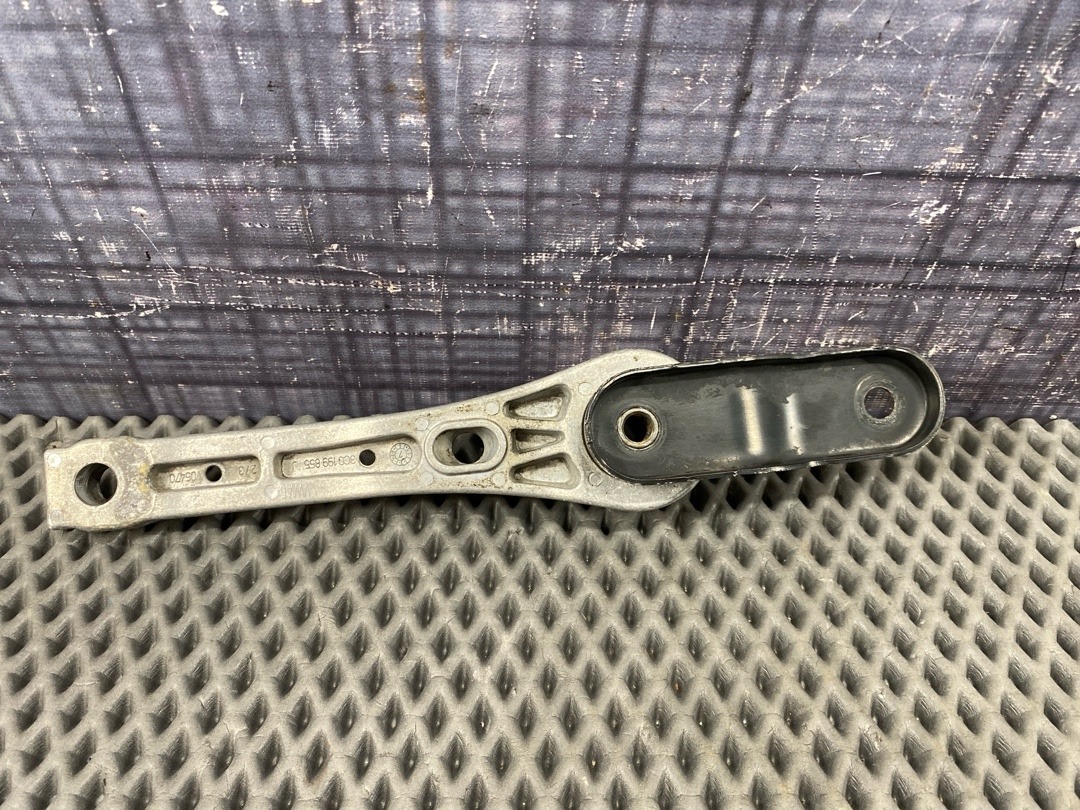 Опора двигателя, 970 рублей, Красноярск