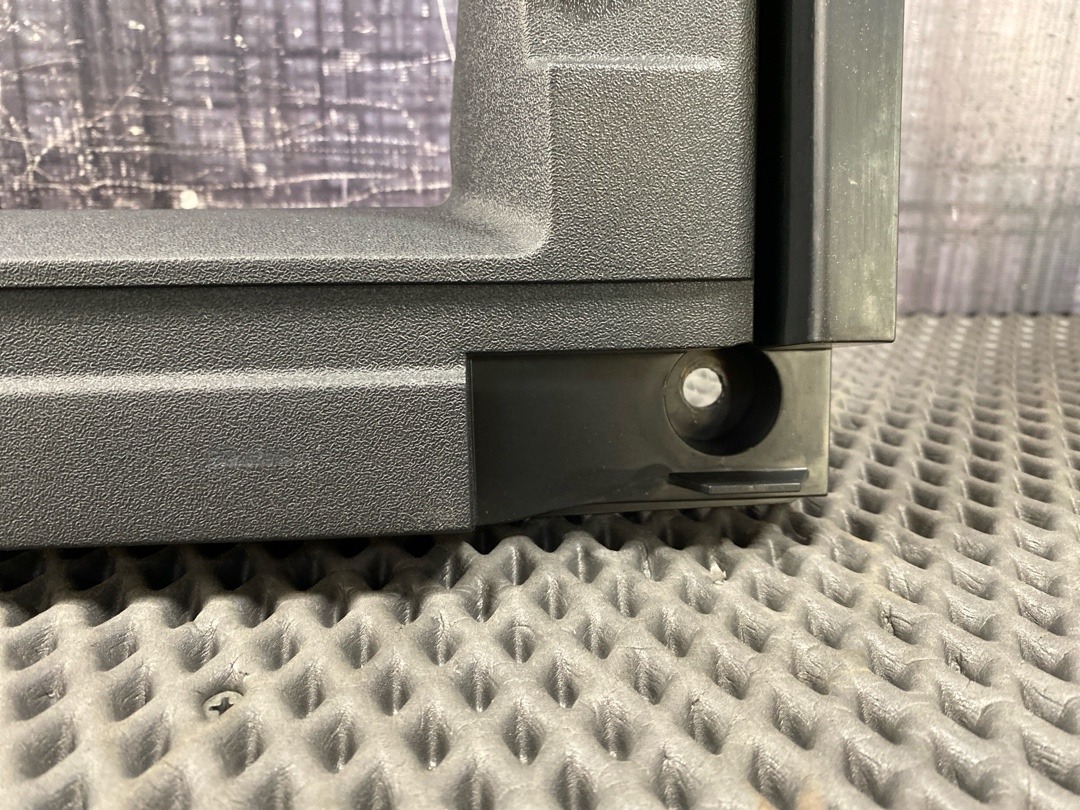 Пластик багажника, 630 рублей, Красноярск