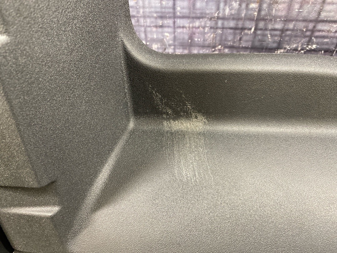 Пластик багажника, 630 рублей, Красноярск