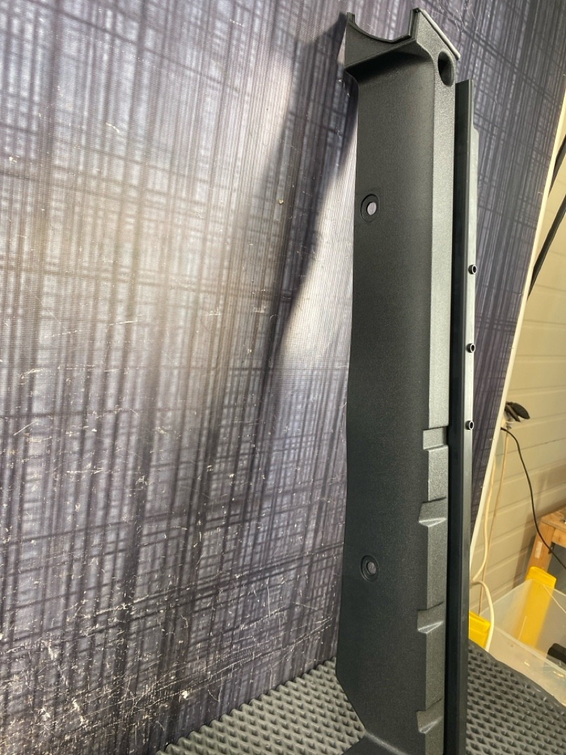 Пластик багажника, 630 рублей, Красноярск