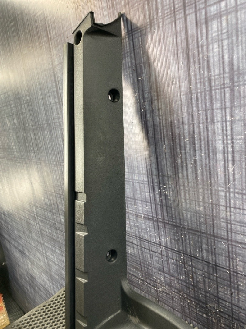 Пластик багажника, 630 рублей, Красноярск