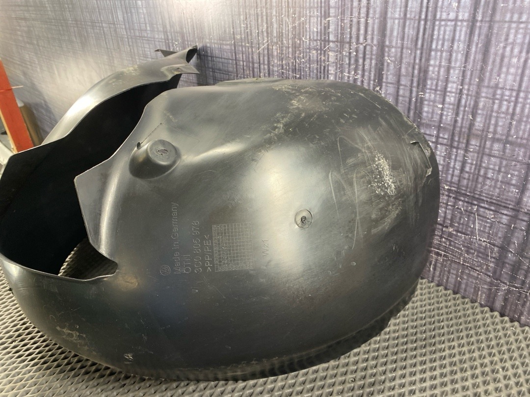 Подкрылок, 4060 рублей, Красноярск