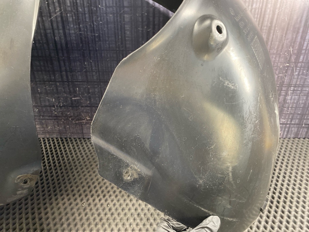 Подкрылок, 4060 рублей, Красноярск