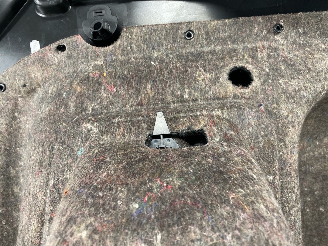 Обшивка багажника, 1920 рублей, Красноярск