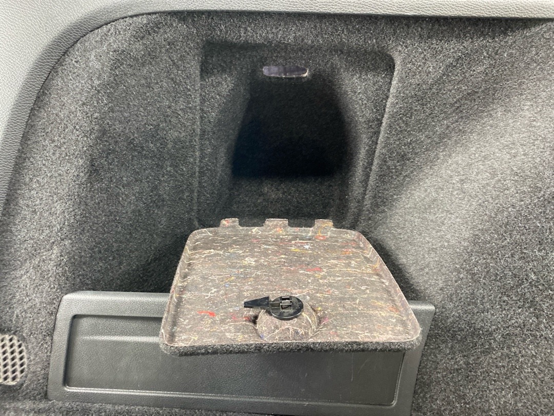 Обшивка багажника, 1920 рублей, Красноярск