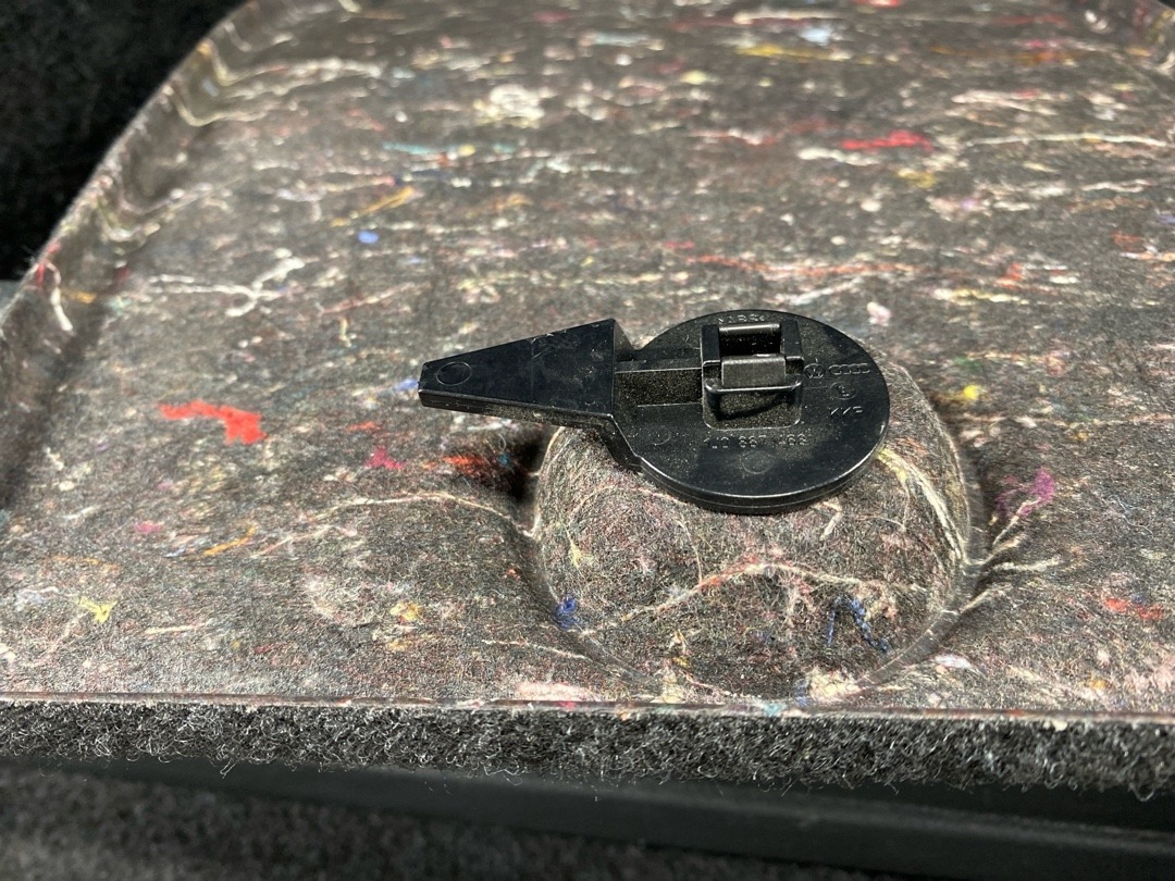 Обшивка багажника, 1920 рублей, Красноярск