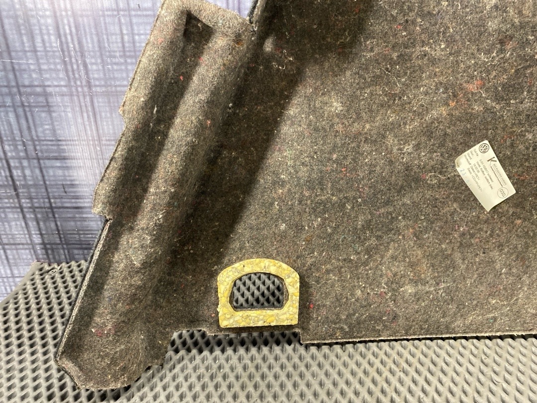 Обшивка багажника, 1920 рублей, Красноярск