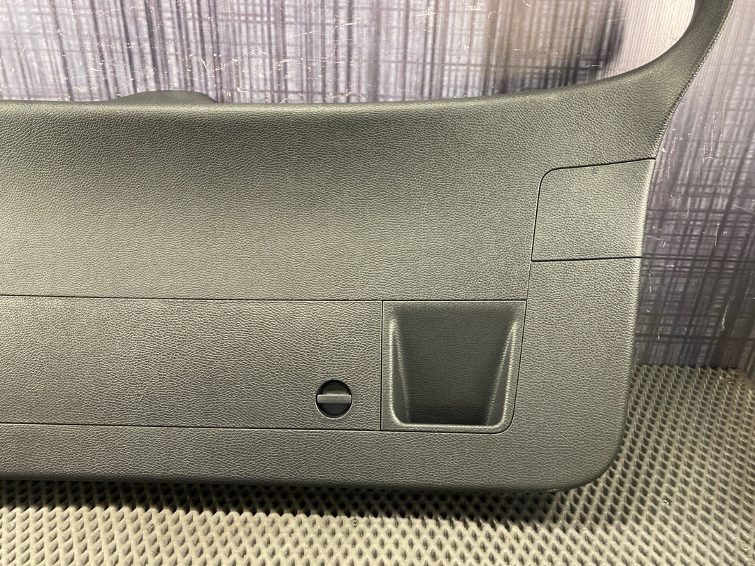 Обшивка крышки багажника, 1880 рублей, Красноярск