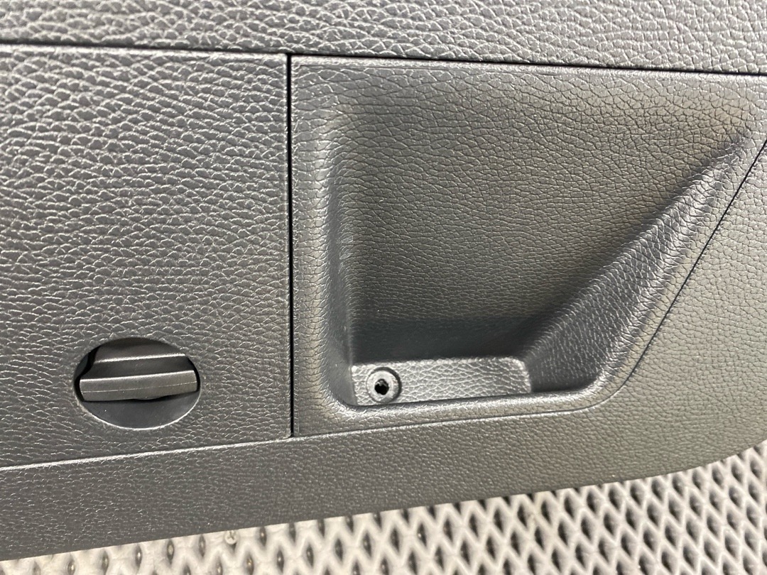 Обшивка крышки багажника, 1880 рублей, Красноярск